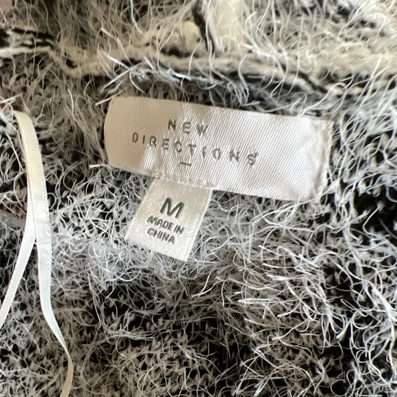 NEW DIRECTIONS Size Med long Open Sweater Animal Print - Picture 9 of 9